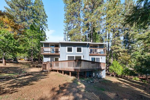 2081 Jerrilynn Dr, Arnold, CA, 95223-9416 | Card Image