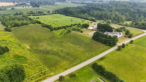 ** N 75 E Road, Albion, IN, 46701-9502 | Card Image