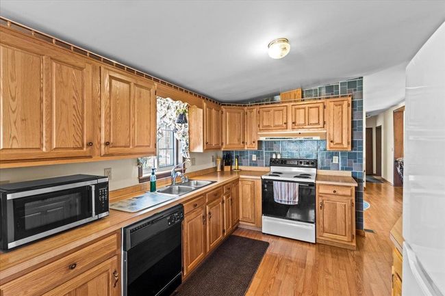 8 Leclaire Dr, House other with 3 bedrooms, 2 bathrooms and null parking in Milton VT | Image 13