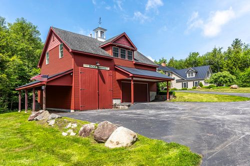 225 W Jamaica Rd, Stratton, VT, 05360-9715 | Card Image