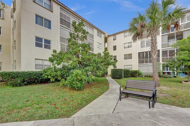 APT-107 - 2831 Somerset Dr, Condo with 1 bedrooms, 1 bathrooms and null parking in Lauderdale Lakes FL | Image 23