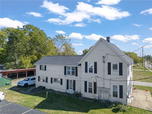 203 E Maple St, Hartville, OH, 44632-8881 | Card Image