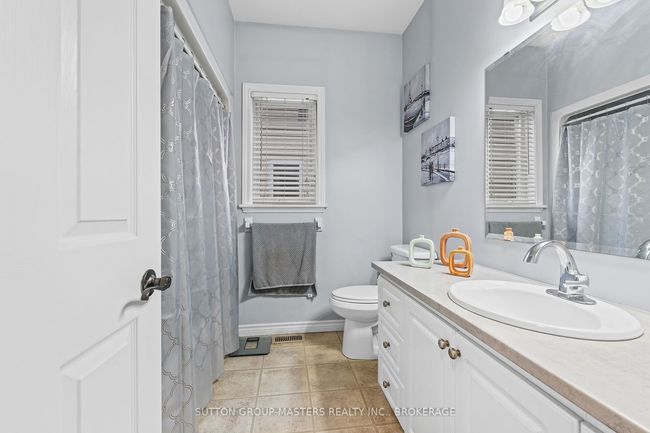 2017 Swanfield St, House other with 3 bedrooms, 2 bathrooms and 2 parking in Kingston ON | Image 21