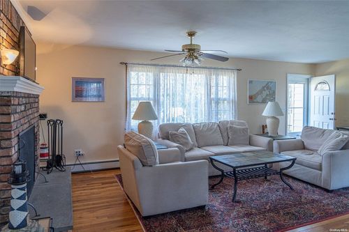 155 Delmar Dr, Laurel, NY, 11948-1822 | Card Image