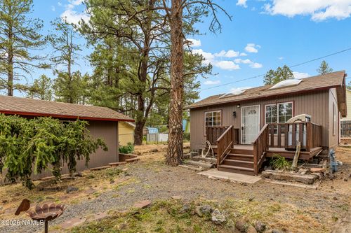 937 Omaha, Flagstaff, AZ, 86005 | Card Image