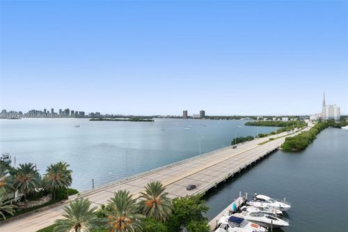 901-7904 West Dr, North Bay Village, FL, 33141-5530 | Card Image