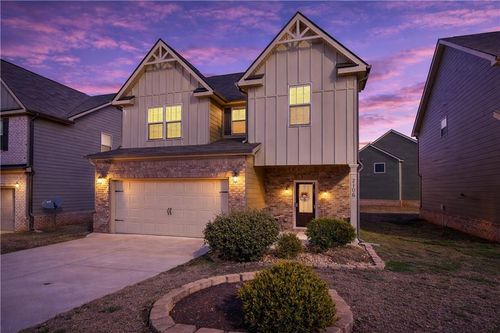 2106 Bridgewater Pass, Hampton, GA, 30228-3660 | Card Image