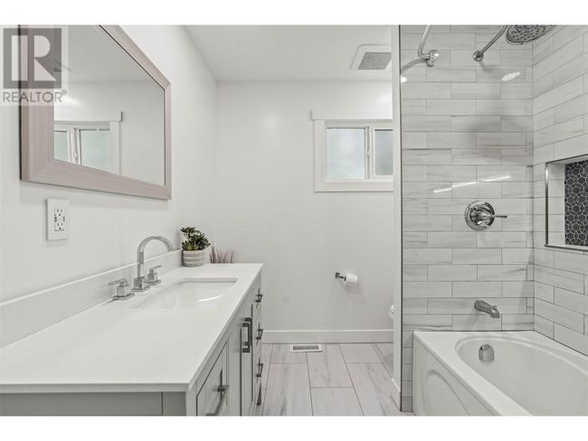 7708 Coldstream Creek Rd, House other with 4 bedrooms, 3 bathrooms and 2 parking in Coldstream BC | Image 17