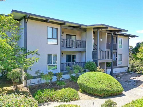 23-19100 Crest Ave, Castro Valley, CA, 94546-2863 | Card Image
