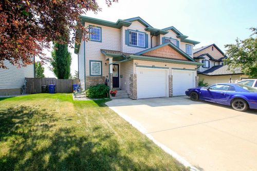 60 Arnold Close, Red Deer, AB, T4R3G3 | Card Image