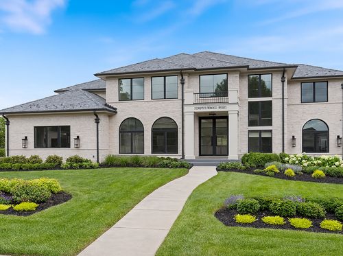8886 Johnston Rd, Burr Ridge, IL, 60527-7113 | Card Image