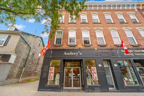 {{alt}} | Card Image