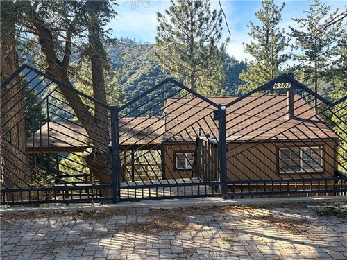 6302 Spruce Ave, Angelus Oaks, CA, 92305-9539 | Card Image