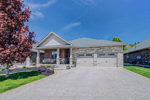 122 Angler Ave, Port Dover, ON, N0A1N3 | Card Image