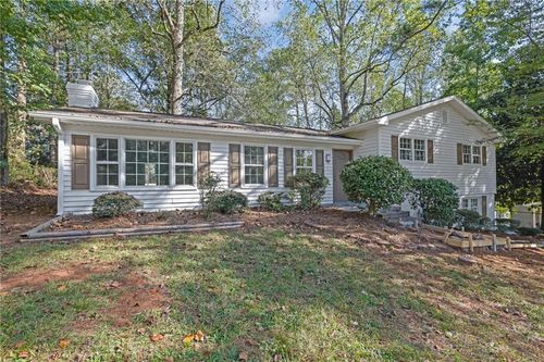 712 Copper Trace Way, Woodstock, GA, 30189-2304 | Card Image