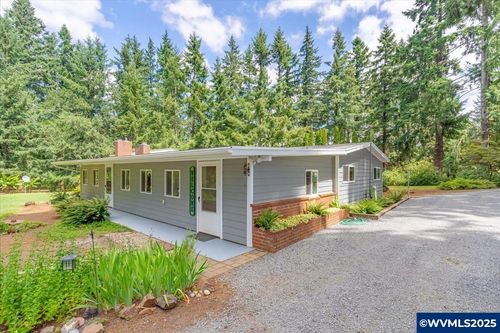 1645 119th Ave Se, Salem, OR, 97317-9018 | Card Image