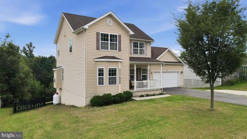 224 Paragon Dr, Bunker Hill, WV, 25413-3749 | Card Image