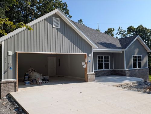 30 Selland Dr, Bella Vista, AR, 72715-5537 | Card Image