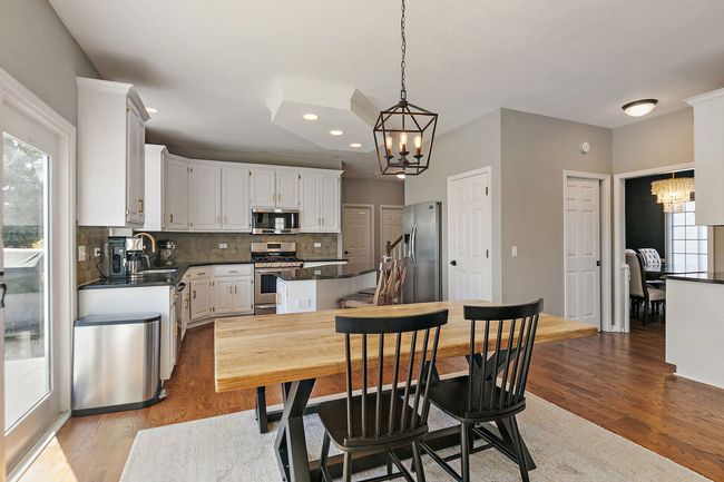 2080 Arrowhead Ct, House other with 4 bedrooms, 4 bathrooms and 3 parking in Geneva IL | Image 15
