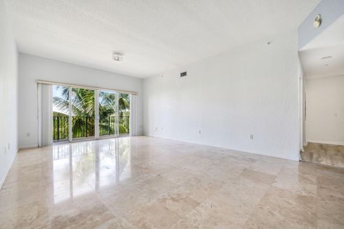 apt-406-1650 Presidential Way, West Palm Beach, FL, 33401-1853 | Card Image