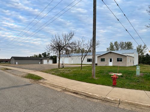 1109 Hollinger St, Park Rapids, MN, 56470-1589 | Card Image
