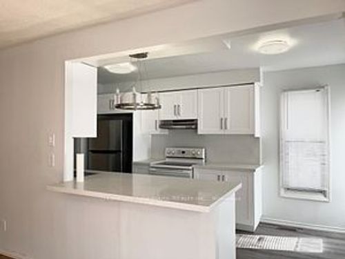 7080 Estoril Rd, Mississauga, ON, L5N1N4 | Card Image