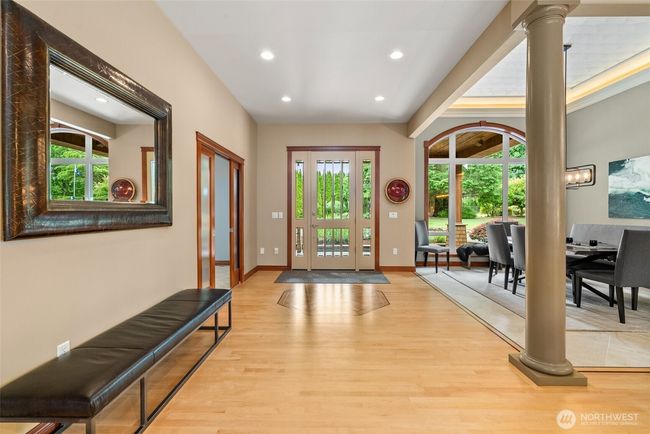 5417 Boulevard Extension Rd Se, House other with 3 bedrooms, 6 bathrooms and 4 parking in Olympia WA | Image 4