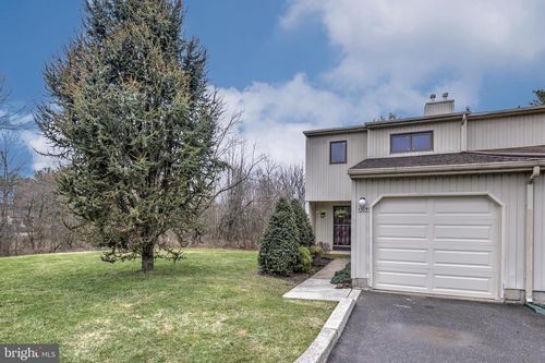 1305 Seneca Run, AMBLER, PA, 19002-3614 | Card Image