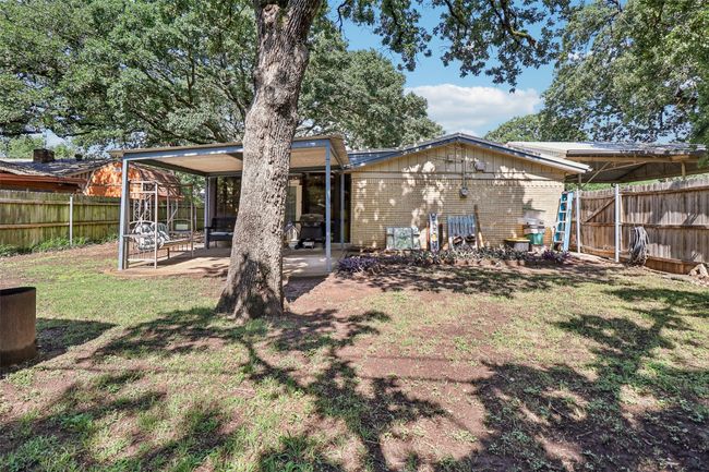 236 Cooper Dr, House other with 3 bedrooms, 2 bathrooms and null parking in Hurst TX | Image 36
