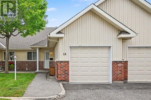 18 Daphne Crescent, Ottawa, ON, K2S1Y1 | Card Image