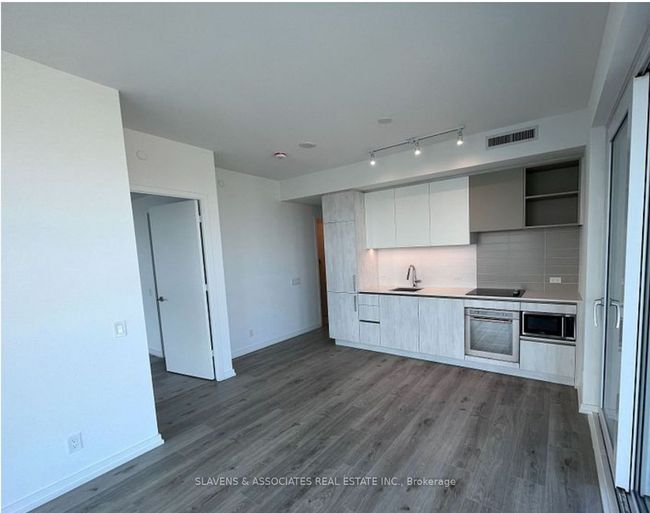 4912 - 7890 Jane St, Condo with 2 bedrooms, 2 bathrooms and null parking in Concord ON | Image 9