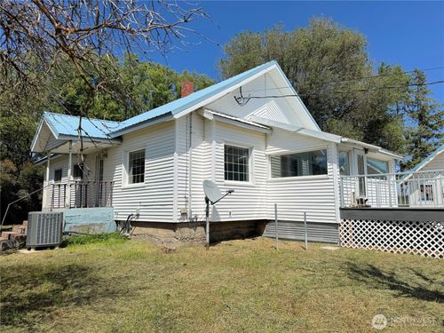 39500 State Route 21 N, Wilbur, WA, 99185-9743 | Card Image