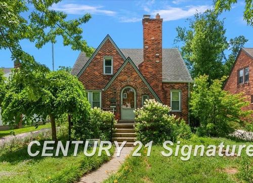 1313 W Hazelhurst Street, Ferndale, MI, 48220 | Card Image
