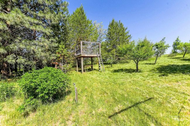 1860 Old Highway 95, House other with 4 bedrooms, 2 bathrooms and 2 parking in Genesee ID | Image 37