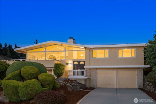 13711 Somerset Ln Se, Bellevue, WA, 98006-2214 | Card Image