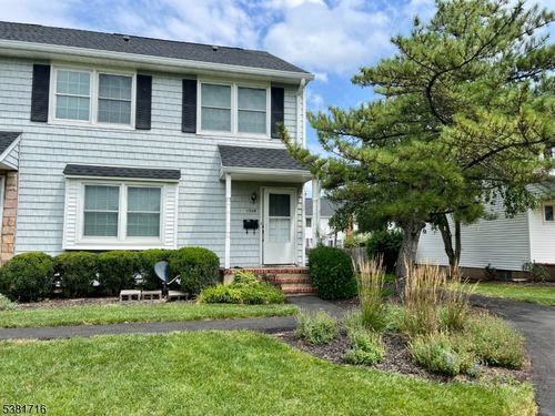 1506 William And Mary Cmn, Hillsborough, NJ, 08844-4320 | Card Image