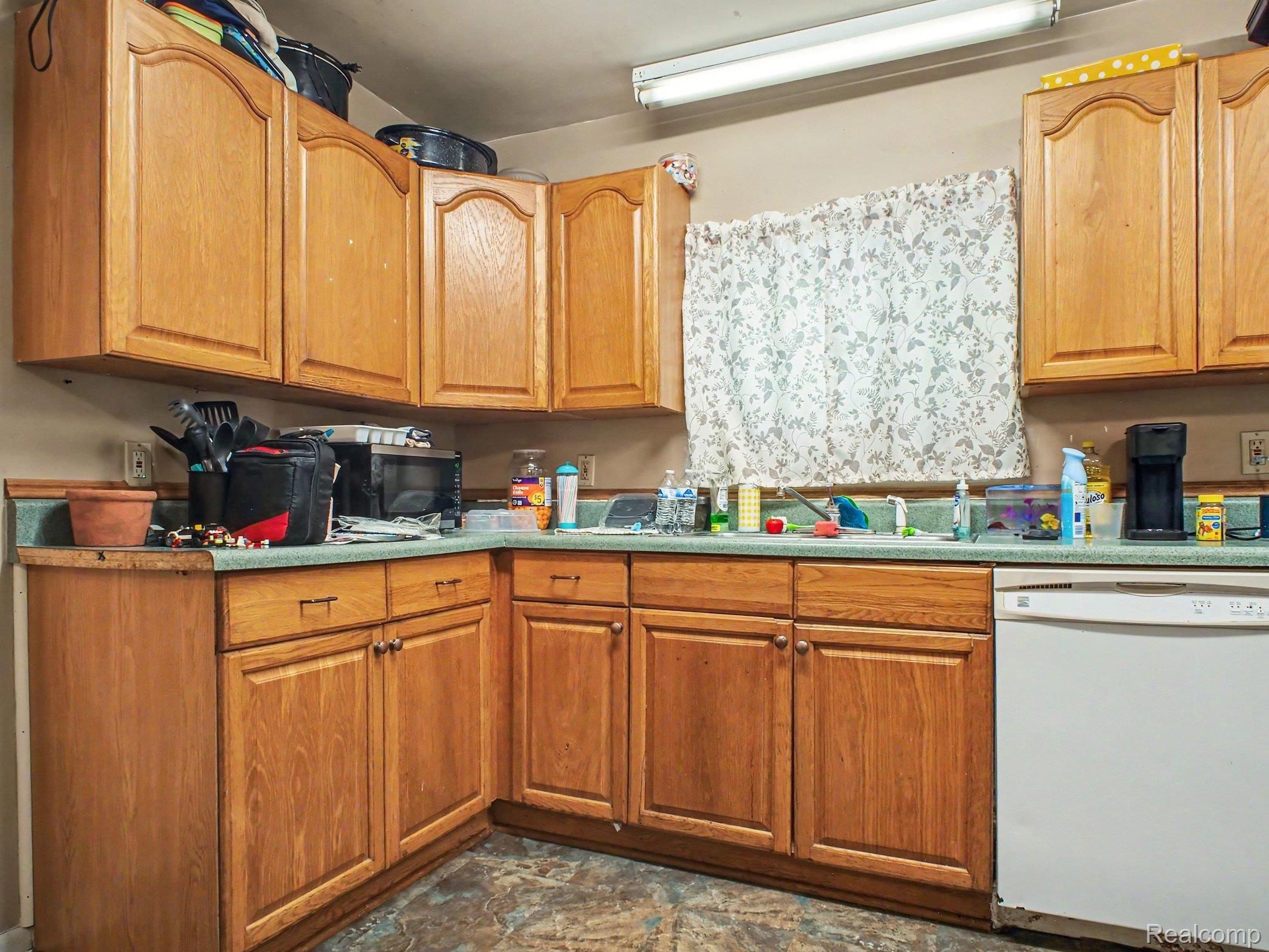 Residential in Attica Township 5
