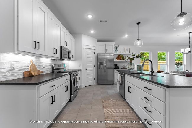 Kitchen | Image 6