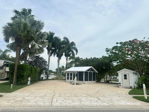 1112 Platinum Lake Ln, NAPLES, FL, 34114-9204 | Card Image