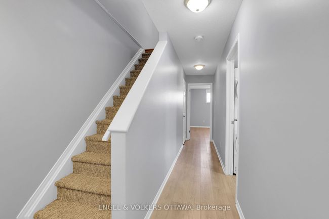 10 - 811 Longfields Dr, Condo with 2 bedrooms, 3 bathrooms and 2 parking in Nepean ON | Image 20
