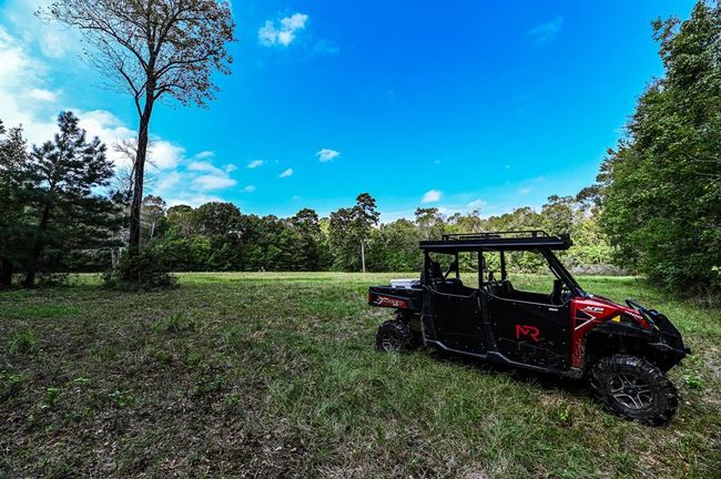 0 Highway 105, Home with 0 bedrooms, 0 bathrooms and null parking in Hull TX | Image 14