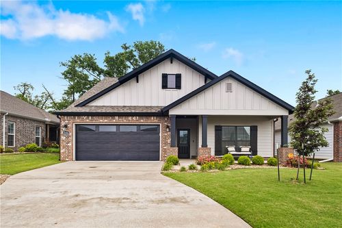 2104 Sw Huntwick Ave, Bentonville, AR, 72713-7000 | Card Image