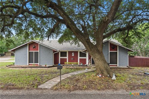33 Great West Loop, Morgans Point Resort, TX, 76513-9243 | Card Image