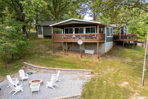 3060 Egyptian Hills Dr, Creal Springs, IL, 62922-1306 | Card Image