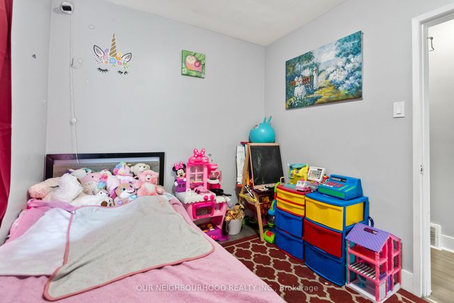 763 Maryland Ave, Home with 5 bedrooms, 2 bathrooms and 4 parking in Peterborough ON | Image 17