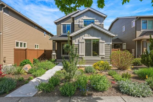 20840 Gateway Dr, Bend, OR, 97702-3676 | Card Image