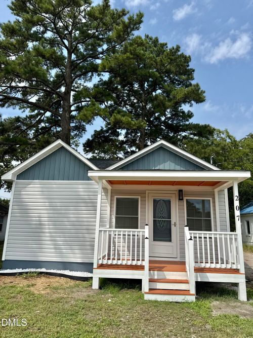 207 Cochran St, Robersonville, NC, 27871-9602 | Card Image