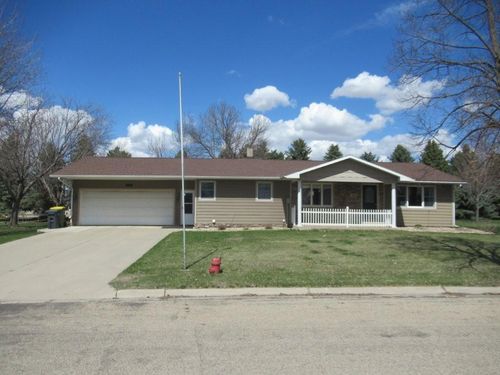 300 Sagratti Street W, Edgerton, MN, 56128 | Card Image