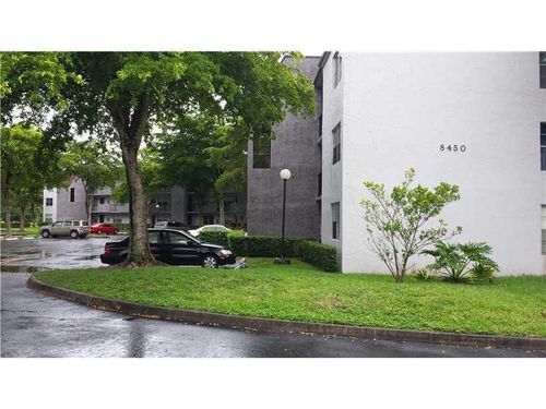 201-8450 Lagos De Campo Blvd, TAMARAC, FL, 33321-3754 | Card Image