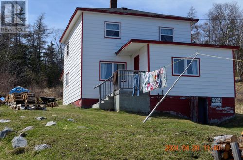 124 Main Rd, Newfoundland And Labrador, NL, A0B1B0 | Card Image